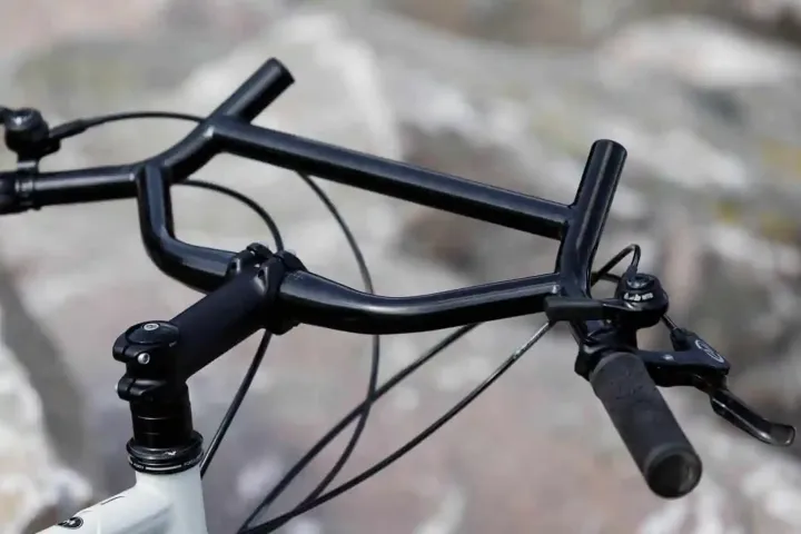 Handlebars tour bike